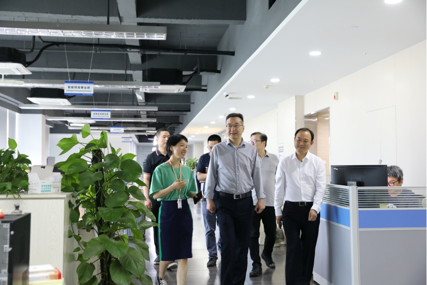 滨湖区政法委领导莅临九方调研